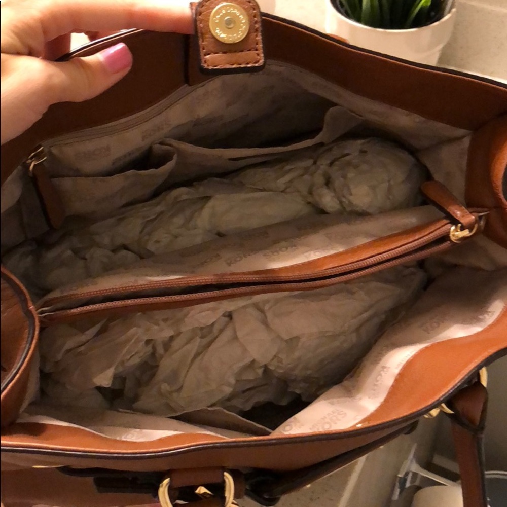 Michael Kors Tan Tote Bag - Picture 6 of 6